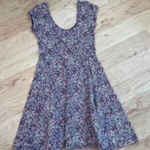Kimchi Blue Urban Outfitters short sleeve
